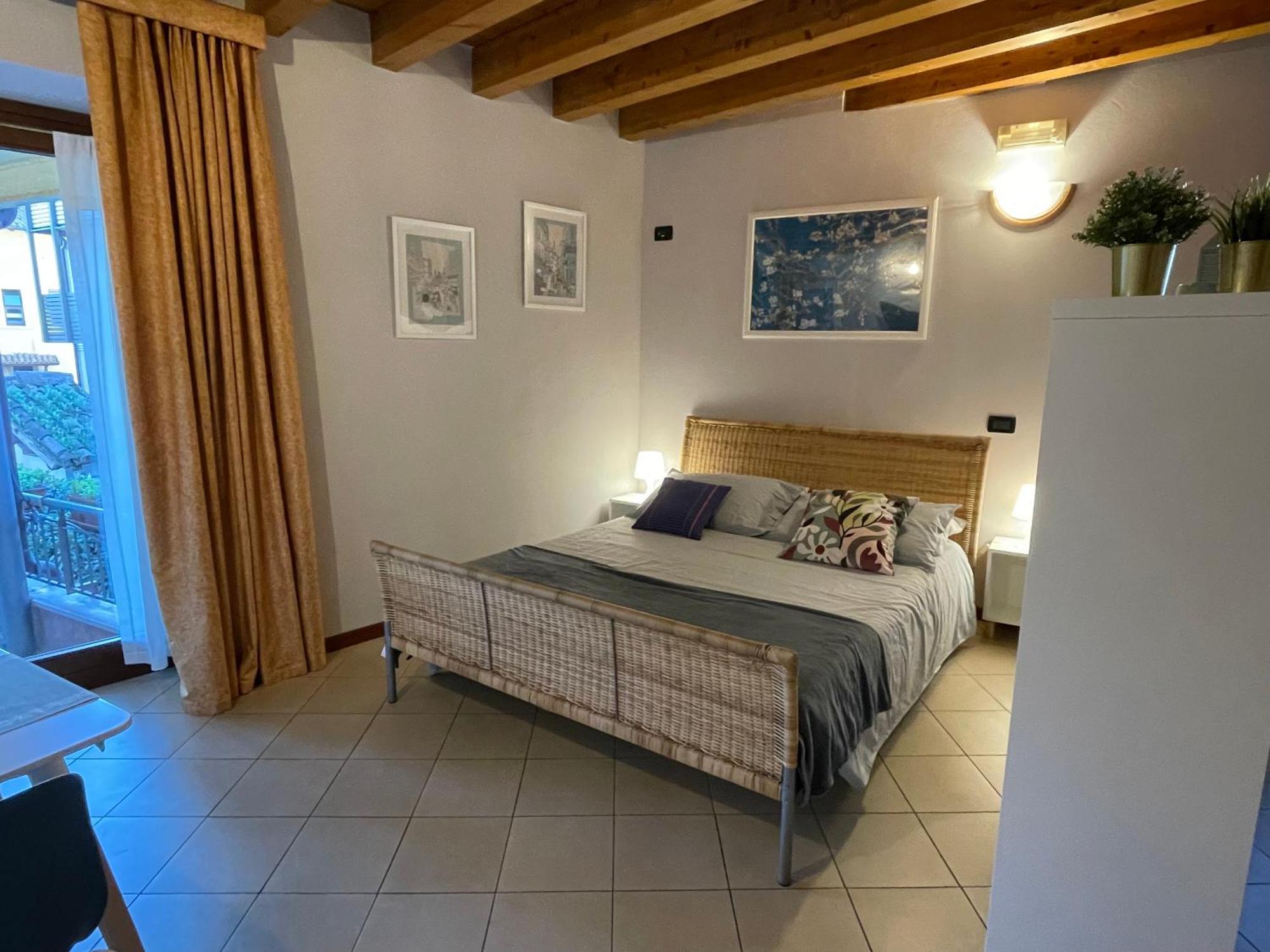 Villa Maria Apartments Moniga del Garda Luaran gambar