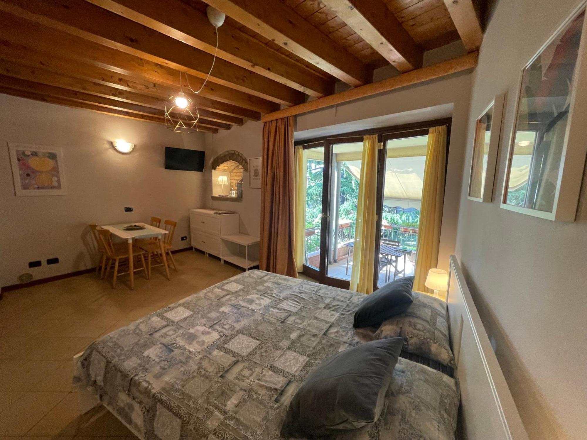 Villa Maria Apartments Moniga del Garda Luaran gambar
