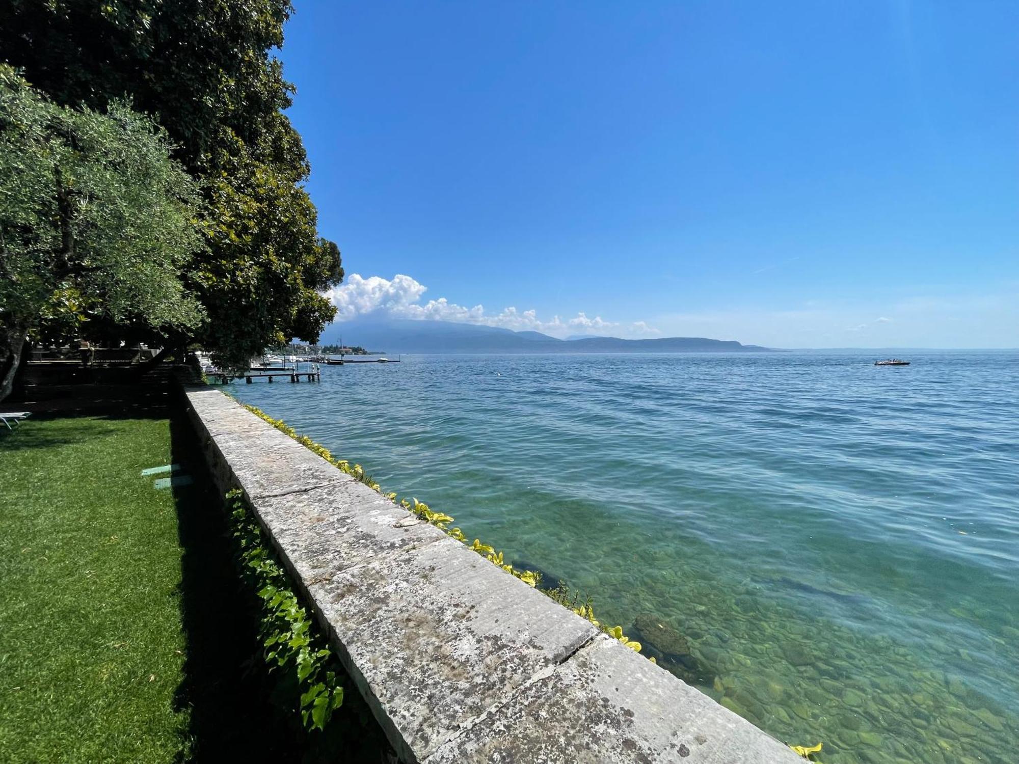 Villa Maria Apartments Moniga del Garda Luaran gambar