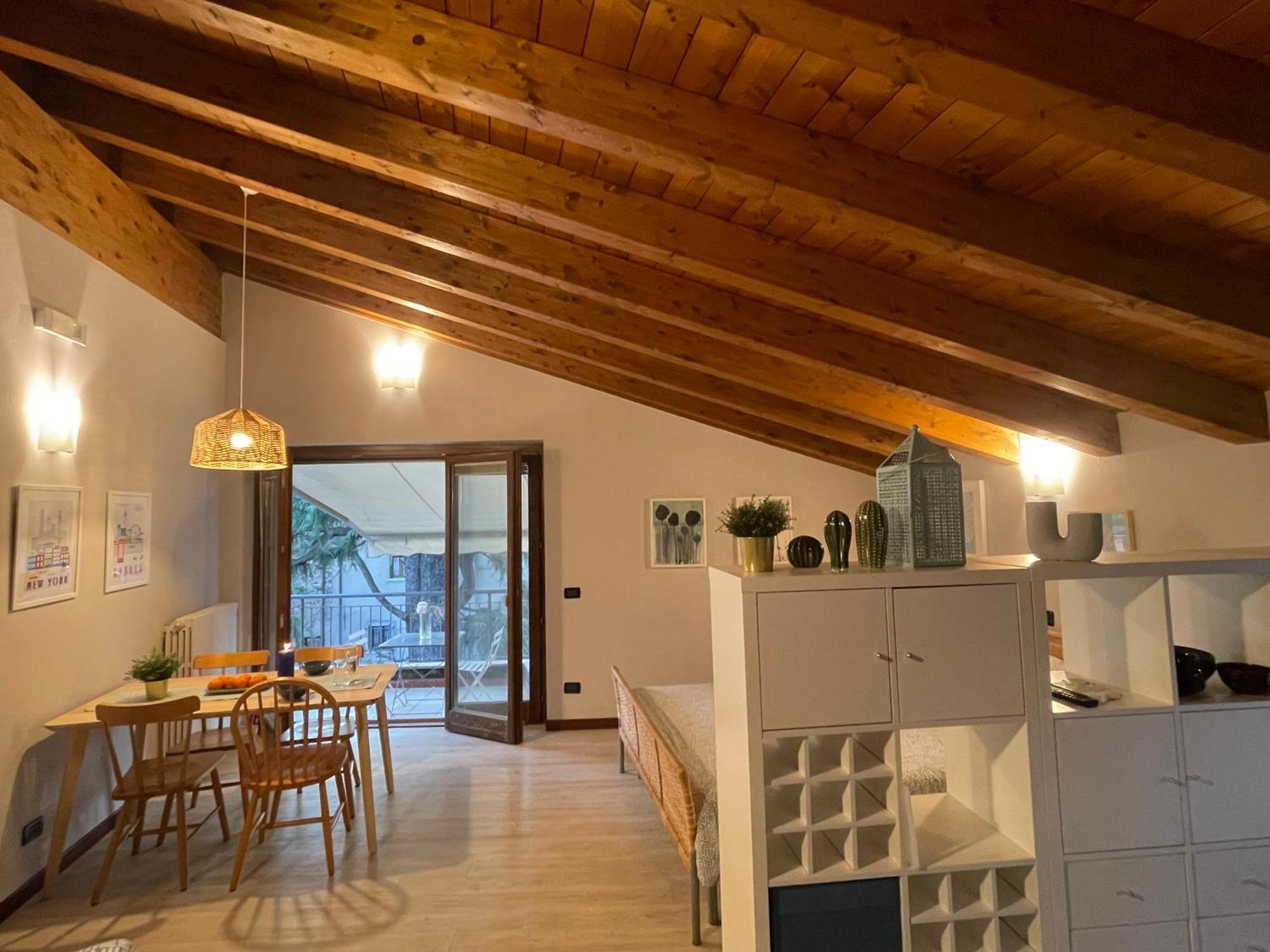 Villa Maria Apartments Moniga del Garda Luaran gambar