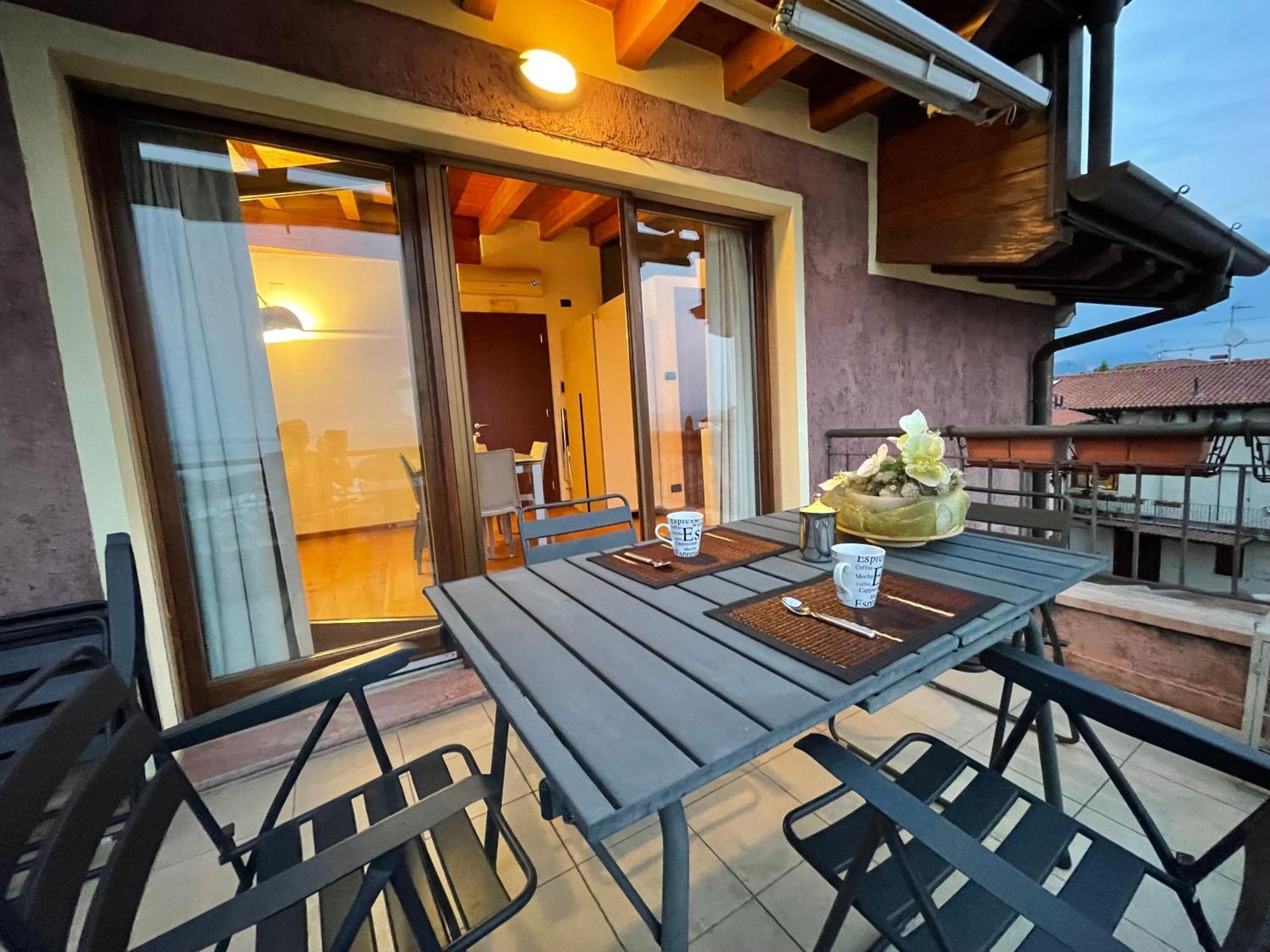 Villa Maria Apartments Moniga del Garda Luaran gambar